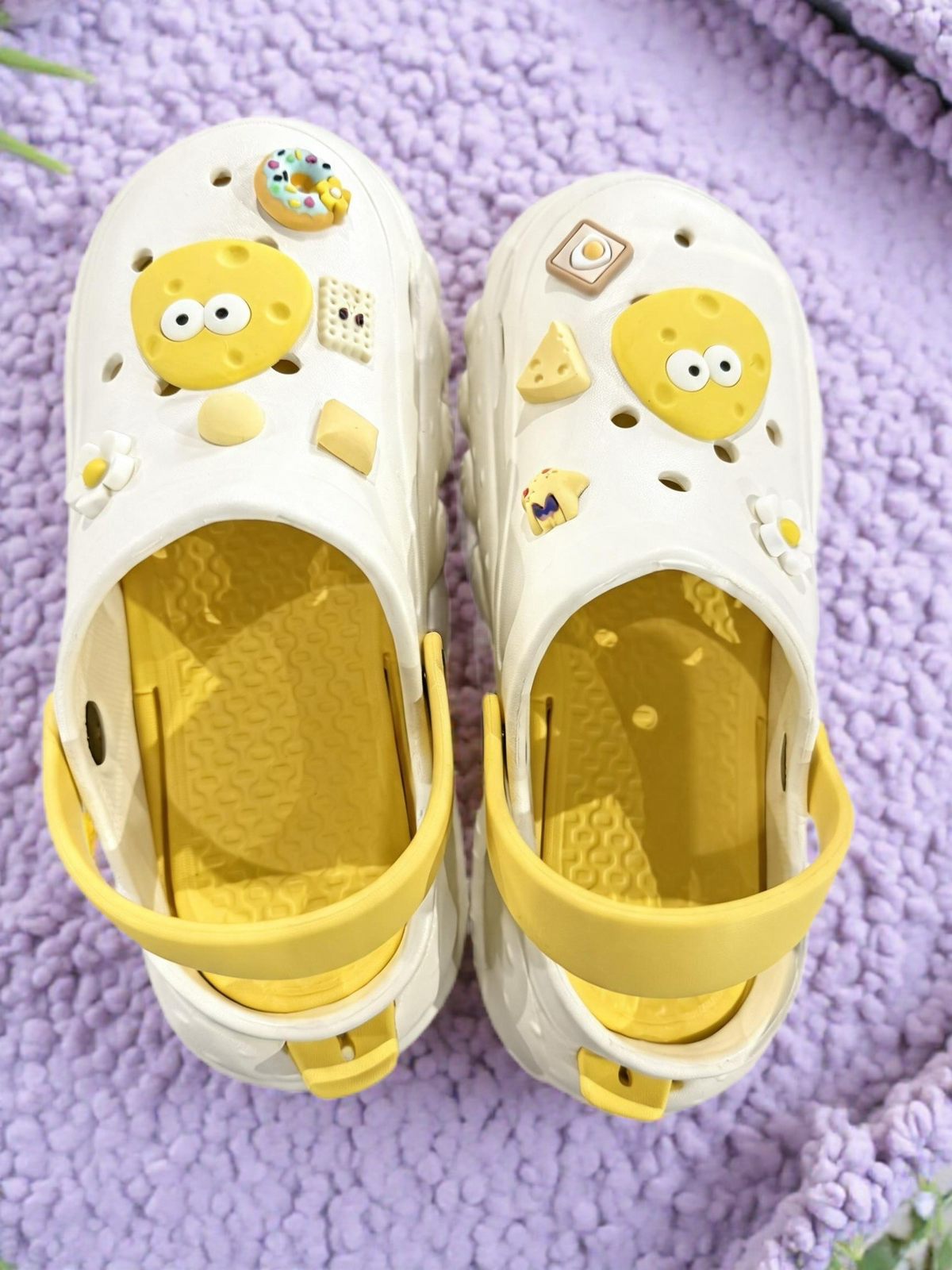 Product Description: Sweet Yellow Duck-Themed Clogs (Cute & Soft Style)